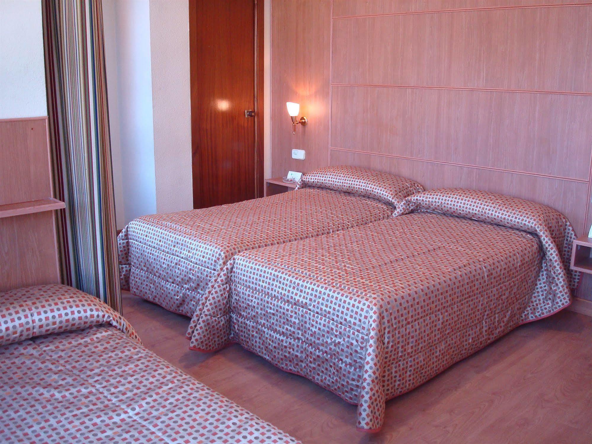 Hotel Castilla Albacete Exterior photo